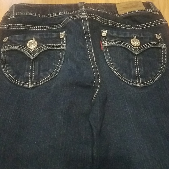 Girl's Levi Jean's - Picture 3 of 6